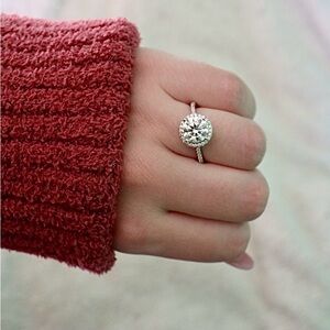Round-Brilliant Halo Moissanite Ring, Moissanite Engagement Ring, Pave, Size 6